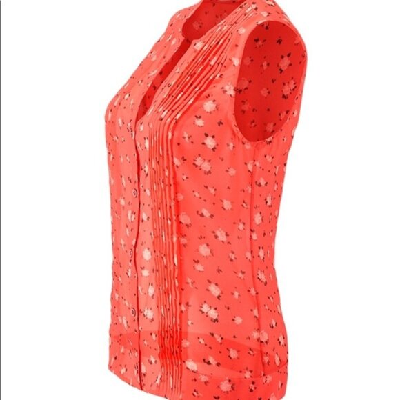 CAbi #5350 Blossom Print Sleeveless Pintuck Blouse - Picture 12 of 16